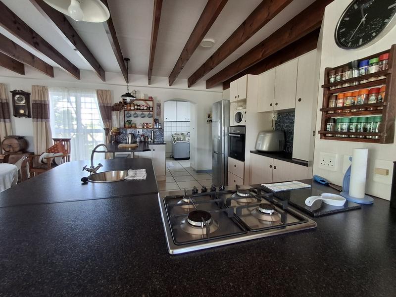 4 Bedroom Property for Sale in Golden Mile Western Cape